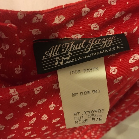 Very fitting red dress - Picture 3 of 4